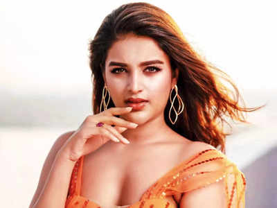 Hindi Heroine Xx Video - I'm tired of everybody calling me a glamorous heroine: Nidhhi Agerwal |  Telugu Movie News - Times of India