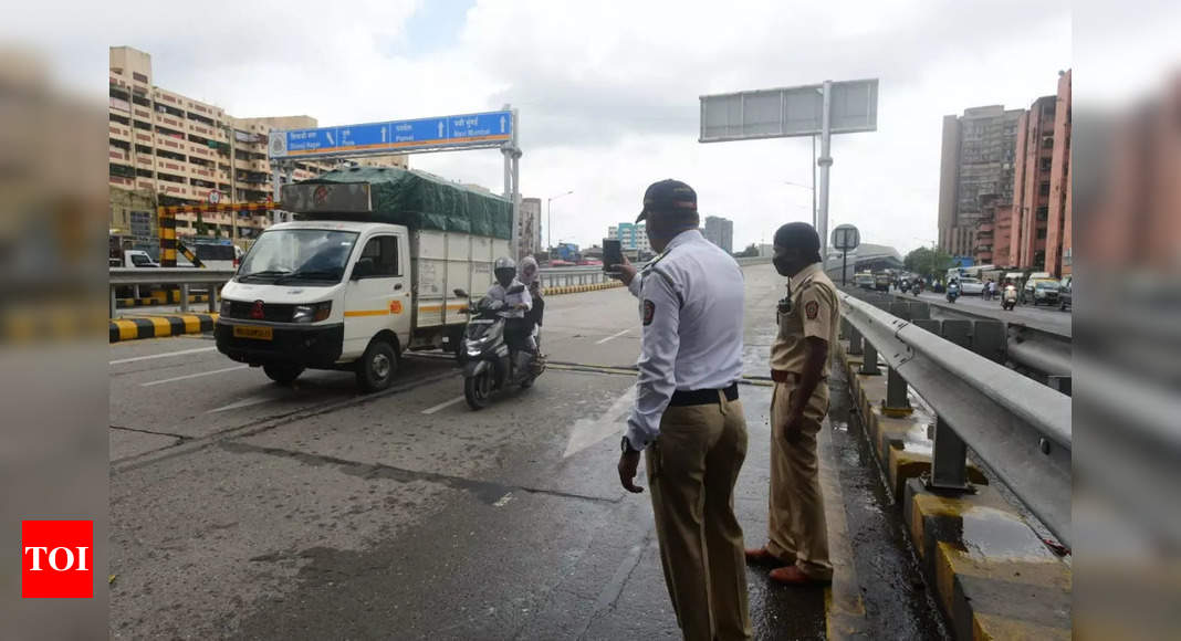 Traffic Police: Mumbai: Traffic Police to crack the whip on heavy ...