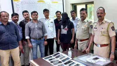 Thane: Youth notorious for mobile-snatching held in Dombivli, 33 phones seized