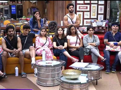 Bigg boss marathi season 1 full episodes hot sale