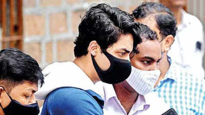 aryan: Shah Rukh Khan&#39;s son Aryan Khan and 5 others kept in quarantine cell at Mumbai jail | Mumbai News - Times of India