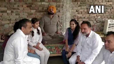 Lakhimpur Kheri violence: Navjot Singh Sidhu ends hunger strike after MoS Ajay Mishra Teni's son appears before police