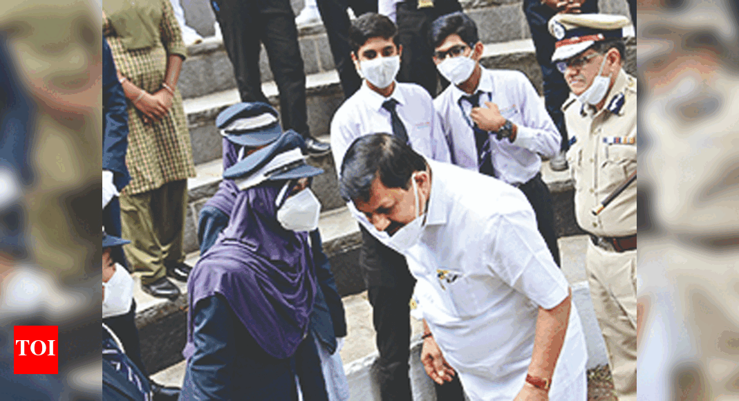 , Karnataka home minister fields questions from students, The World Live Breaking News Coverage & Updates IN ENGLISH