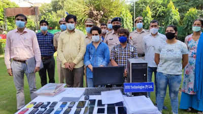 Delhi: Fake call centre busted in Sagarpur, 15 arrested