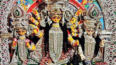 Delhi: Idols back in many pandals, but Durga Puja still missing its sheen