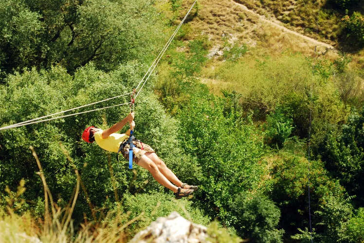 5 CRAZY ADVENTUROUS THINGS YOU MUST EXPERIENCE IN RISHIKESH!