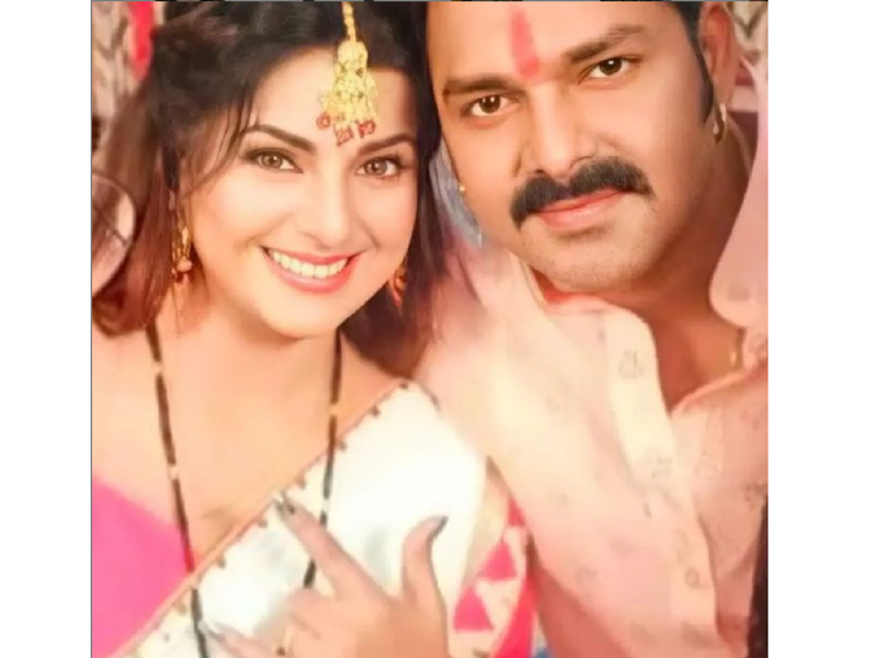 Smrity Sinha and Pawan Singh collaborate for a special song; deets inside