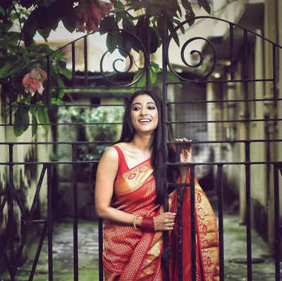 Paoli Dam’s gorgeous red silk saree is this festive season’s hottest must-have