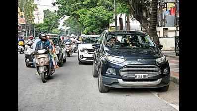 Parking menace chokes city roads, footpaths