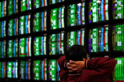 Mainland Chinese markets open down