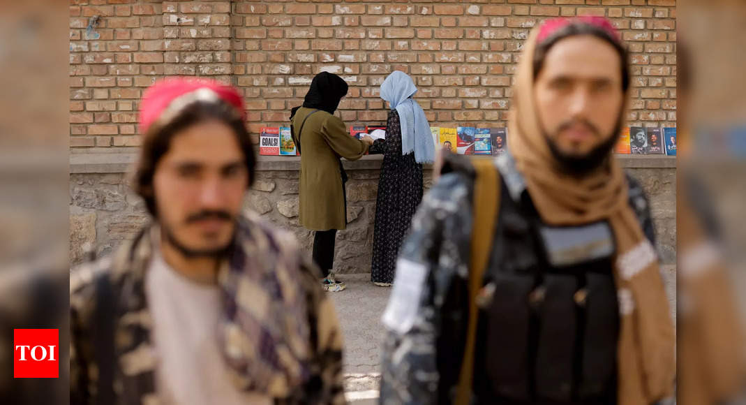 Girls, teachers urge Taliban to reopen schools