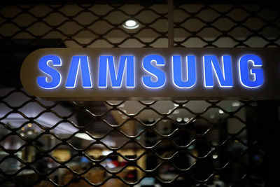 Samsung may go the ‘Apple way’ for its smartphones in future