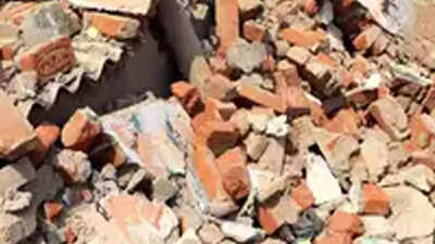 Bengaluru: Portion of building collapses in Vrushabavathi, no casualties