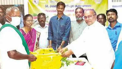 Trichy college ropes in farmers to make moringa powder