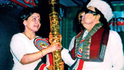 AIADMK@50 Two leaves: A split, a merger and an encore | Chennai ...