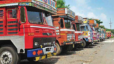 Restricted entry to Mumbai and Thane for trucks