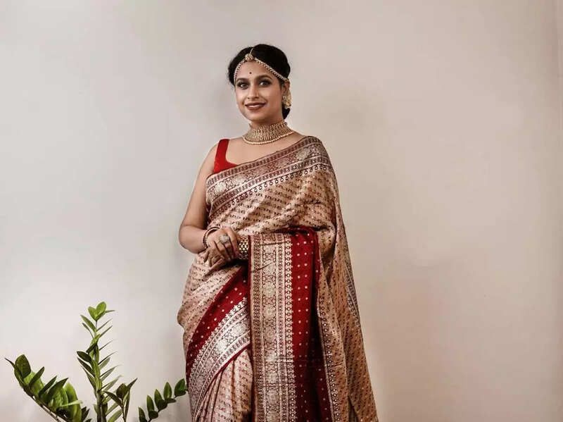 Sadhika Venugopal drapes her mother's 