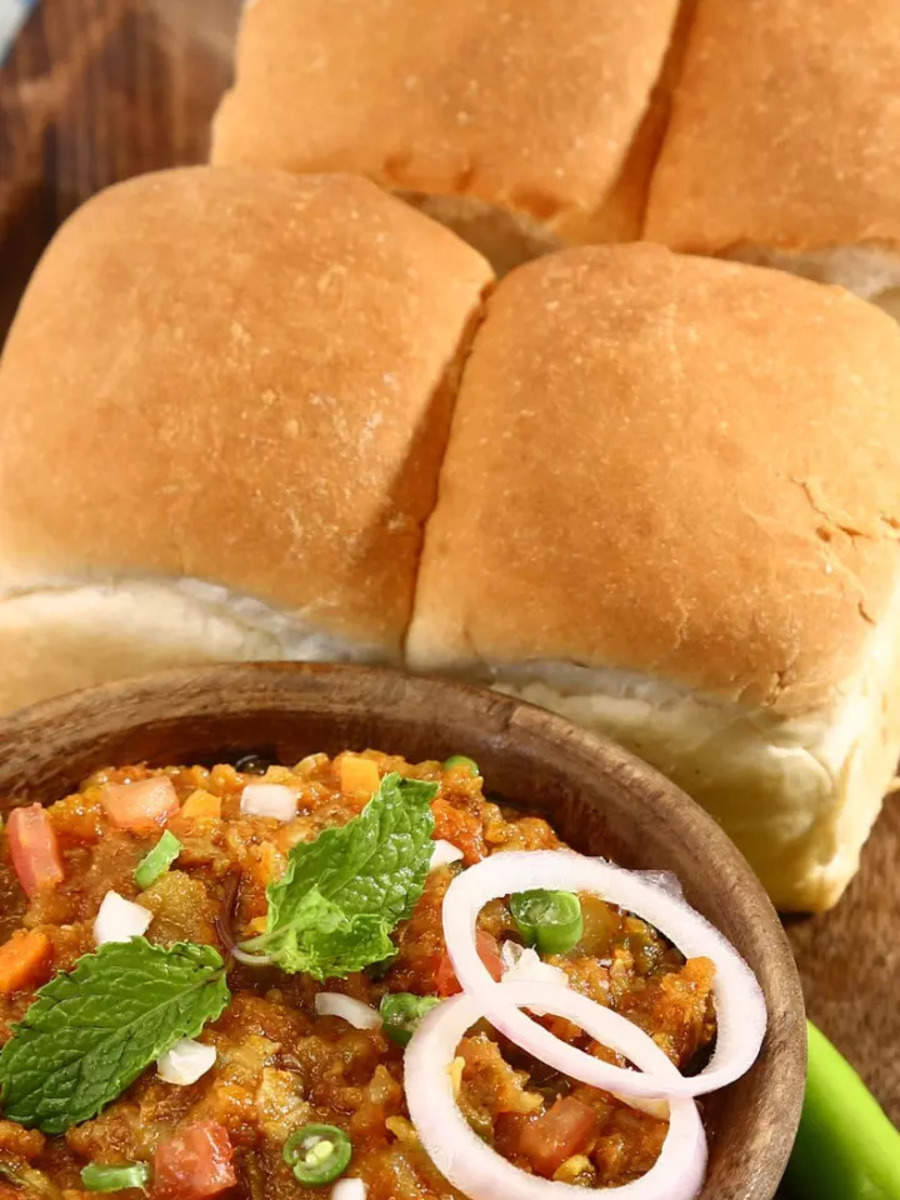 Homemade Pav Bhaji Recipe How To Make Street Style Pav Bhaji At Home