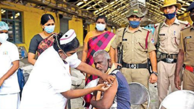 Covid-19: Vaccination camp on Saturday to encourage tipplers to take the jab in Tamil Nadu
