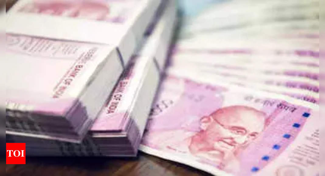 Poor Huzurabad bypoll cash haul: Now, lens on e-wallets