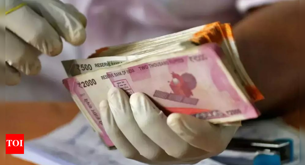 Govt sanctions ad hoc bonus to employees for FY21