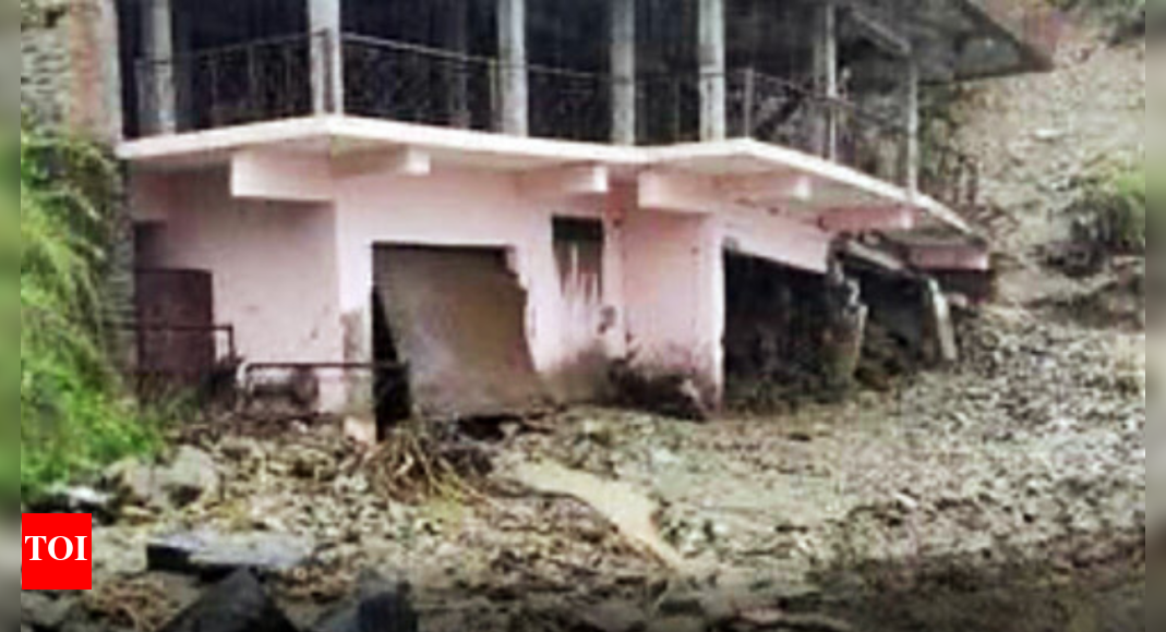 Uttarakhand rains: 5 bodies recovered after wall collapses in ...