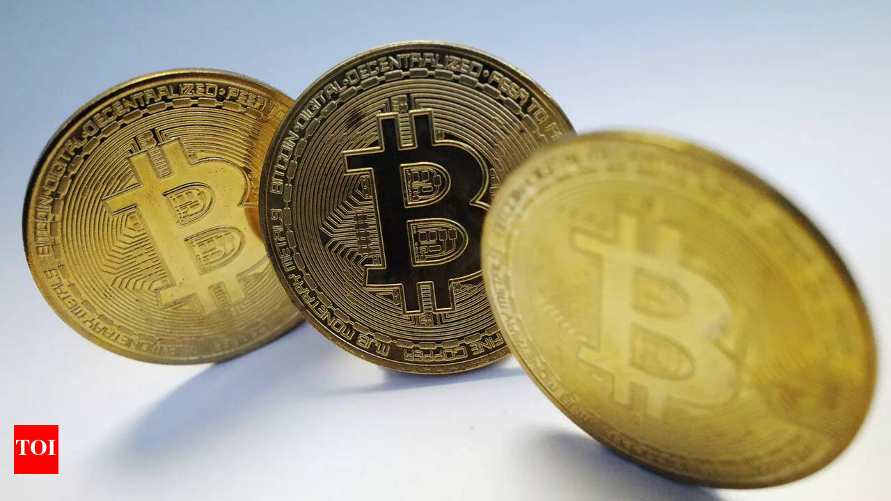 CryptoRom: How scammers are using Tinder and Bumble to steal $ 1.4 mn in  bitcoins - Times of India