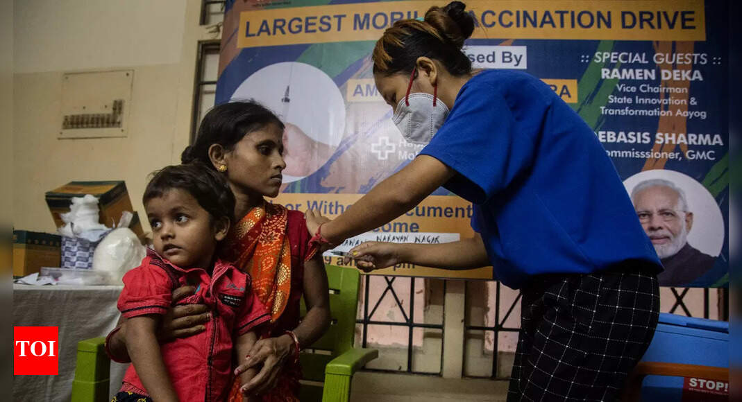 Wishes pour in from WHO, Bhutan, Sri Lanka as India achieves 100 crore Covid vaccine dose landmark
