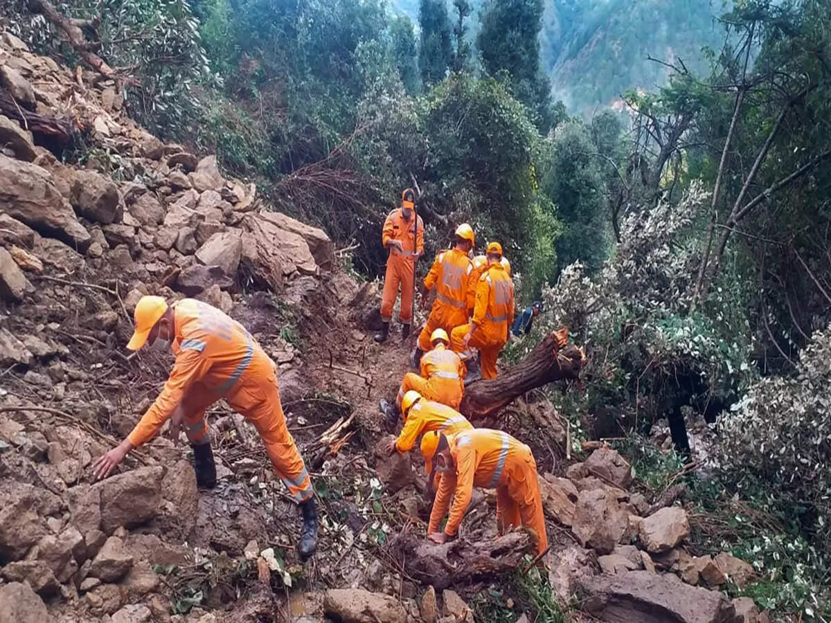 uttarakhand: 9 trekkers among dead as Uttarakhand toll rises to 64; losses  put at Rs 7,000 crore | India News - Times of India