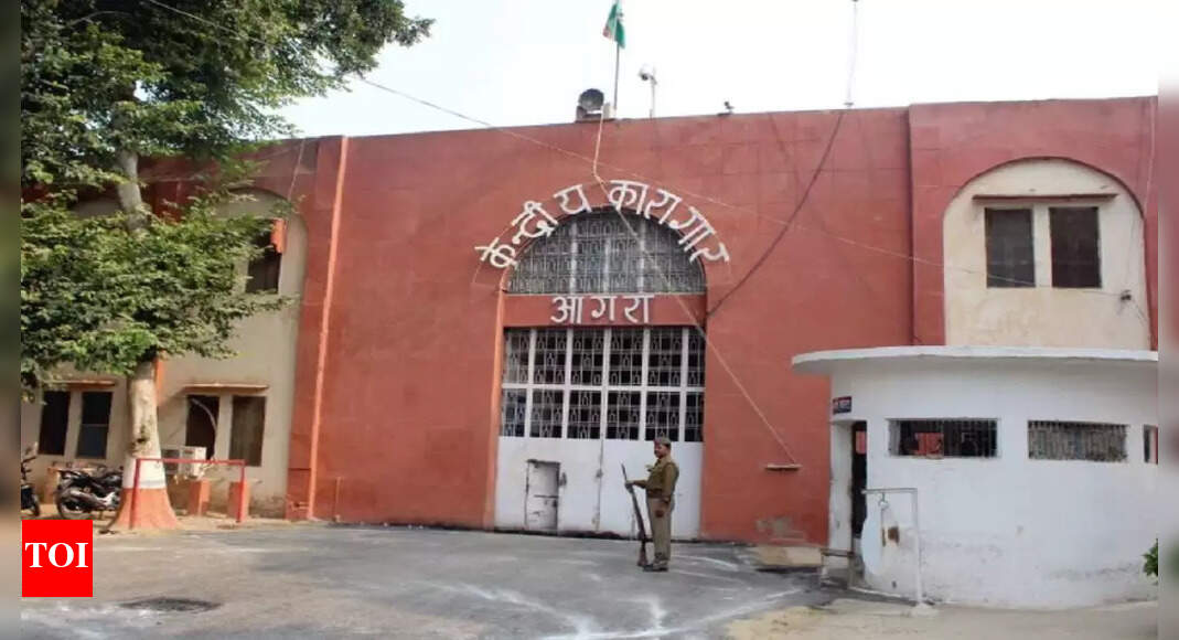 38 prisoners from Jammu and Kashmir shifted to Agra central jail Agra
