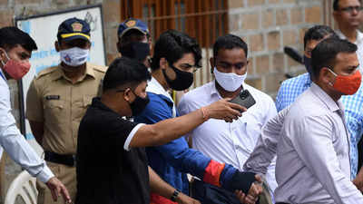 Mumbai cruise drugs case: NCB witness Kiran Gosavi's bodyguard makes allegations regarding 'pay off'
