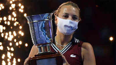 Kontaveit fights back to win Kremlin Cup, boost WTA Finals hopes