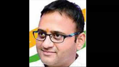 Madhya Pradesh: Congress MLA joins BJP week ahead of bypolls