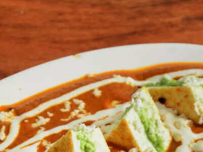 How to make restaurant-style Paneer Pasanda