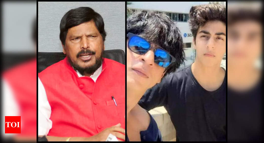 Union Minister Ramdas Athawale advises Shah Rukh Khan to send son Aryan to rehabilitation centre – Times of India