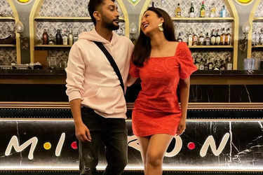 Sapna Choudhary Rape Xxx - Bigg Boss fame Sapna Choudhary celebrates Karwa Chauth with husband Veer  Sahu; take a look at their pics - Times of India