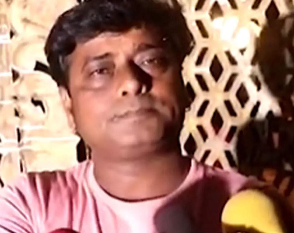 
Comedian Mahesh Acharya urges fans to watch his movie 'Dabang Damaad'
