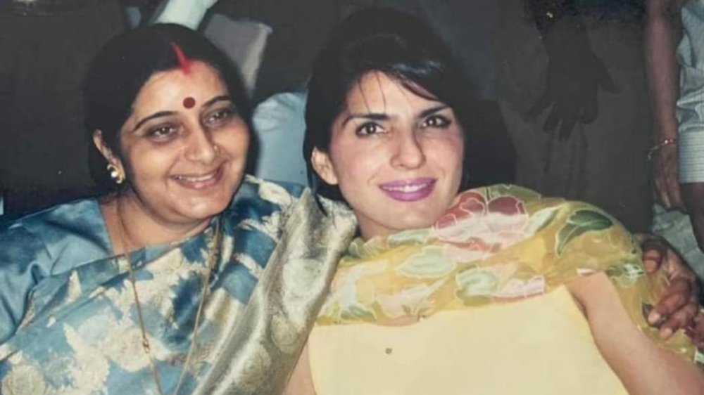 Aroosa Alam with Sushma Swaraj
