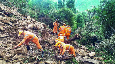 2 doctors among 5 trekkers found dead in Uttarakhand