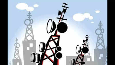 Drop of 3.3 lakh in rural telecom subscribers in Gujarat