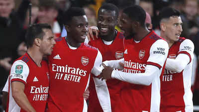 Arsenal, Chelsea and Sunderland reach League Cup quarterfinals | Football  News - Times of India