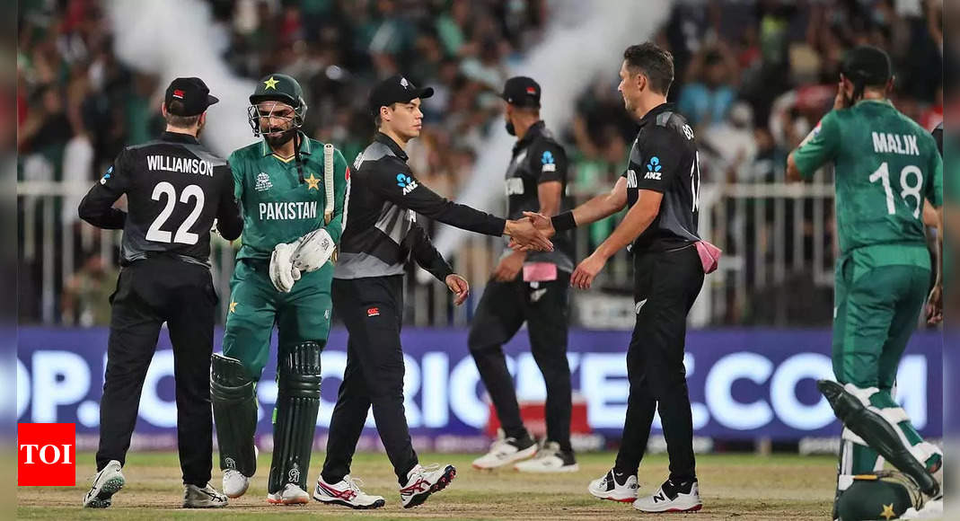 T20 World Cup: Pakistan march on with five-wicket win over Kiwis