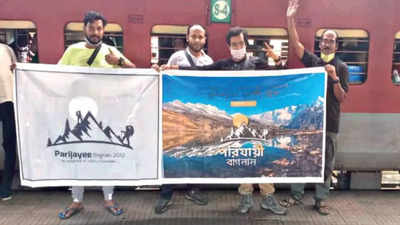 Bodies of 5 Bengal trekkers finally retrieved from glacier in Uttarakhand's Bageshwar district