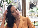 Selita Ebanks, former Victoria's Secret model's photos go viral after she reveals the brand's body expectations were 'unnatural'