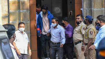 Aryan Khan drug case: Mystery man in 'NCB payoff' turns out to be a fake