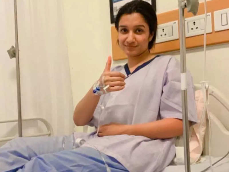 Bigg Boss 13 fame Shefali Bagga recovers from dengue; shares photo from hospital's ICU