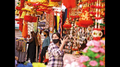 Rangoli colours, handcrafted diyas: Head to Rajouri Garden mkt this festive season