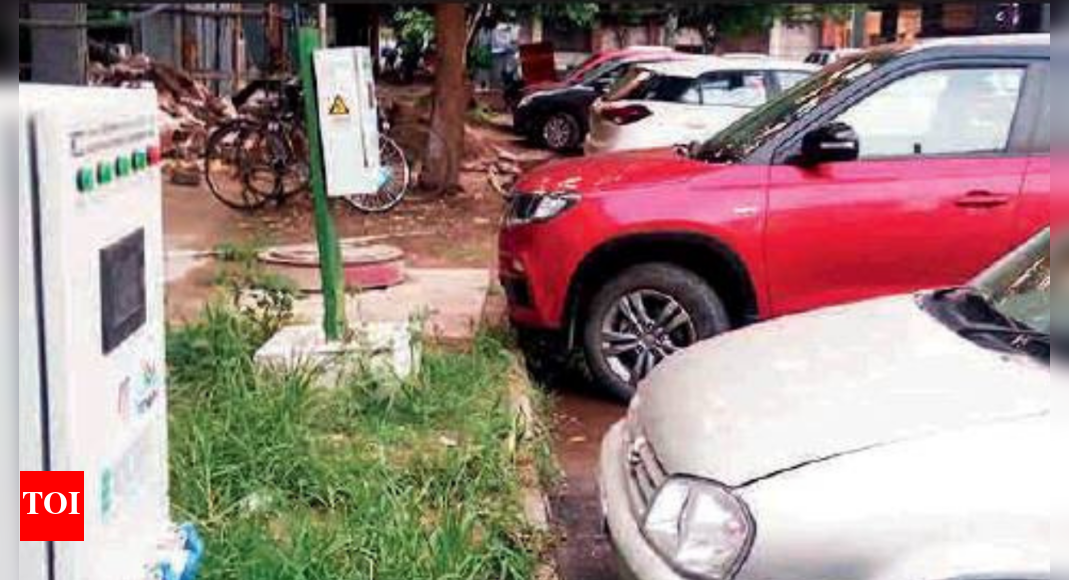 All paid parking lots to have electric vehicle charging stations in