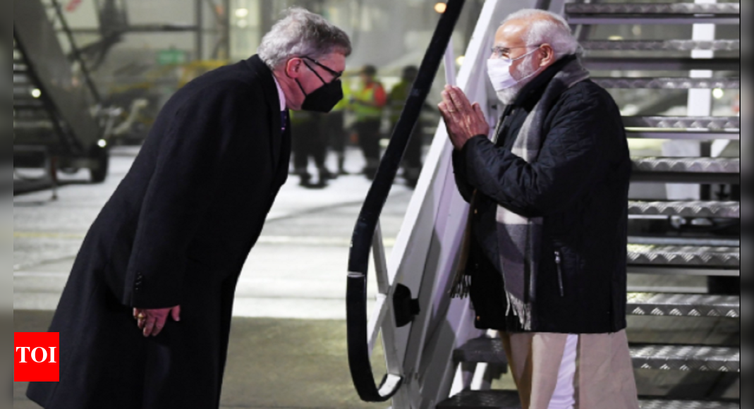PM Modi arrives in UK for COP26 summit