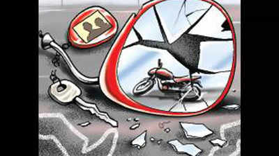 Pune: 3-year-old boy killed as car hits bike at Undri
